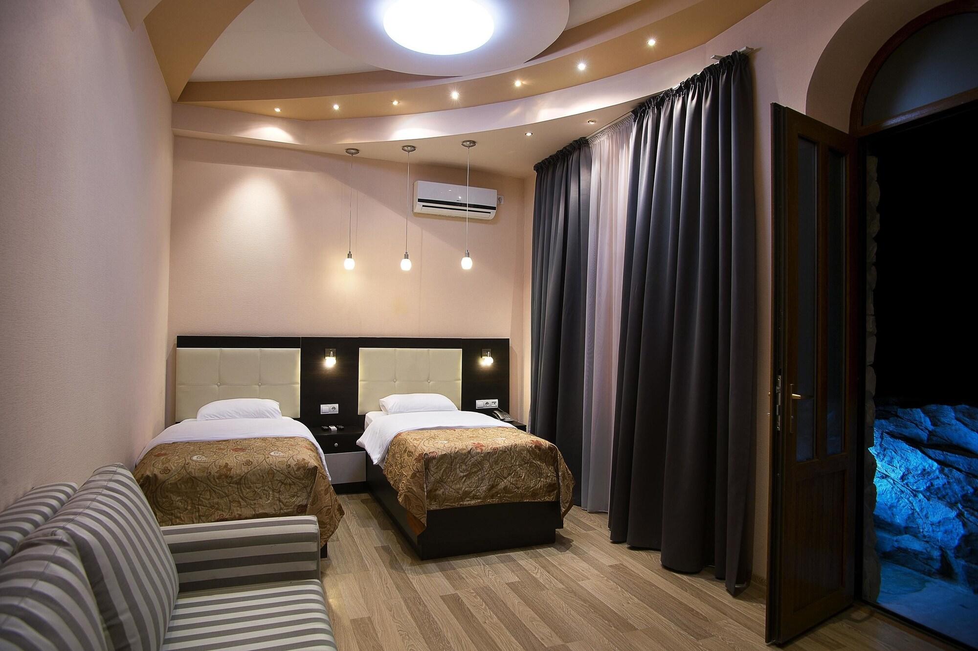 Coral Boutique Hotel Tbilisi Bagian luar foto