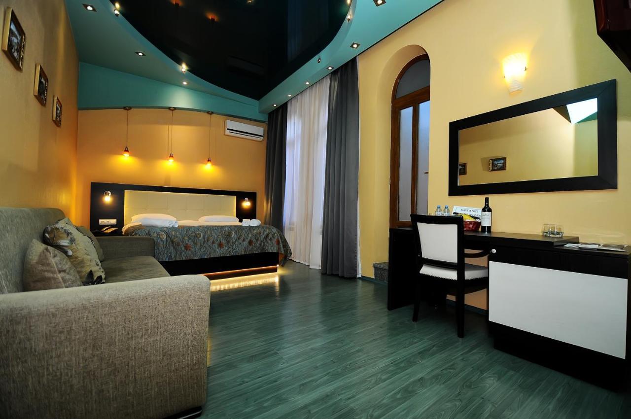 Coral Boutique Hotel Tbilisi Bagian luar foto